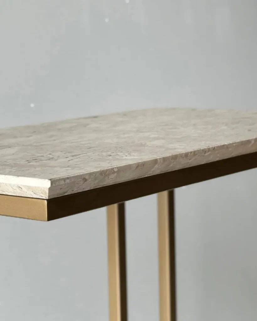 d nq np 2x 645068 mlb87642370018 072025 f mesa lateral tampo em marmore base dourado champagne 62x34