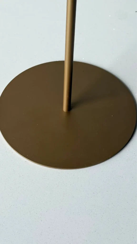 d nq np 2x 761893 mlb88113498309 072025 f mesa lateral tampo em marmore base dourado champagne 29x29