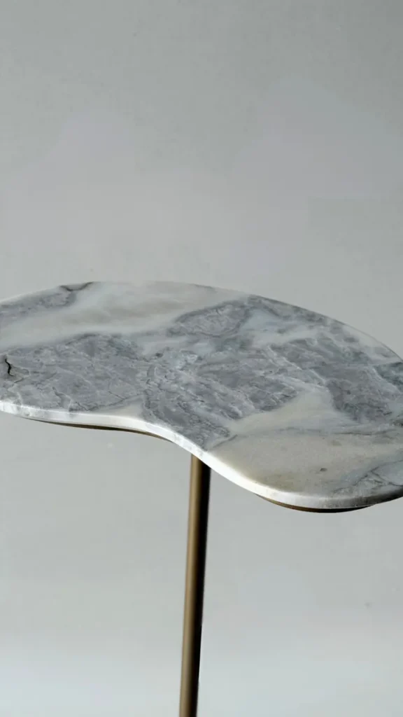 d nq np 2x 830217 mlb88114243985 072025 f mesa lateral tampo em marmore base dourado champagne 39x26