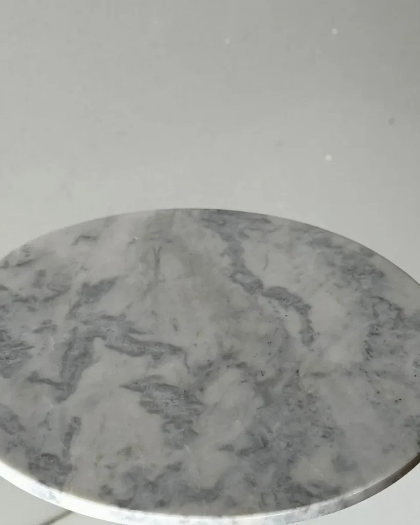 d nq np 2x 942935 mlb88113533259 072025 f mesa lateral tampo em marmore base preta 29x29