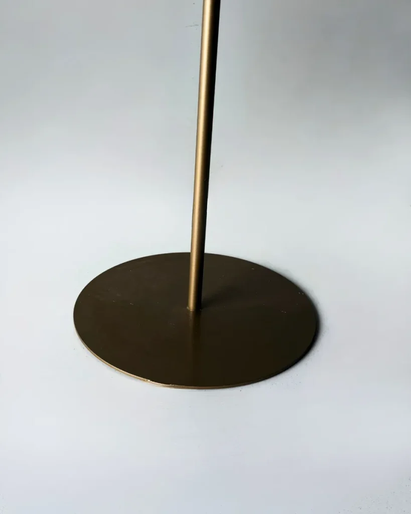 d nq np 2x 969614 mlb88113151395 072025 f mesa lateral tampo em marmore base dourado champagne 29x29