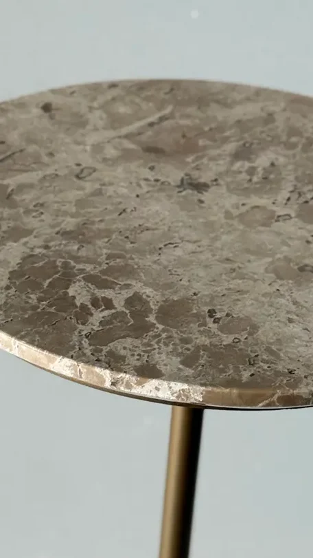 d nq np 2x 990758 mlb88112933665 072025 f mesa lateral tampo em marmore base dourado champagne 29x29